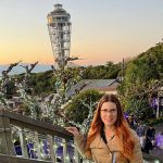 Enosima-sziget tetején a naplementében, Samuel Cocking Kert és kilátója, Enosima, Japán